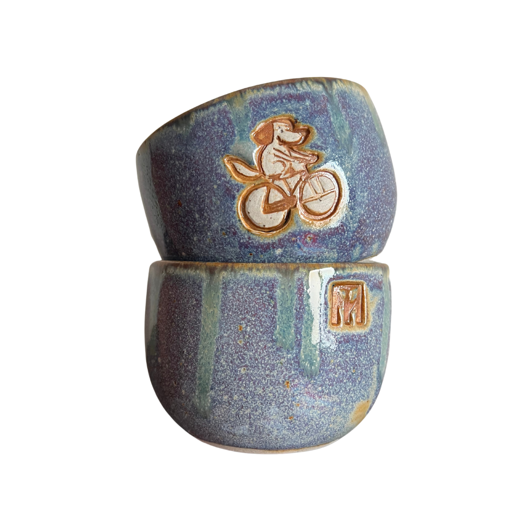 TAZA ARTESANAL MANADA MORTAL - PERRITO CÓSMICA 9OZ